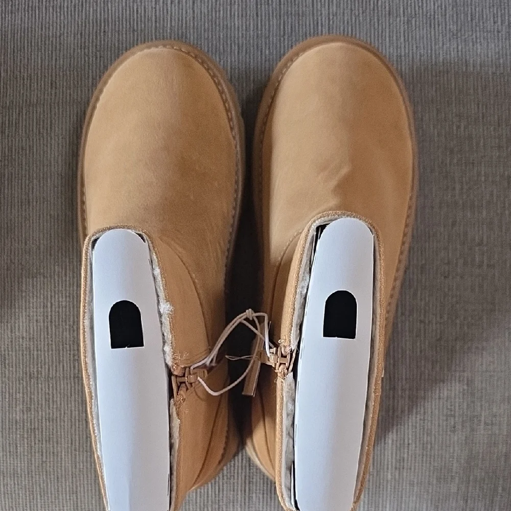 Universal Thread Women's Tan May Ankle‎ Boots, Size 9, NWT With Memory Foam